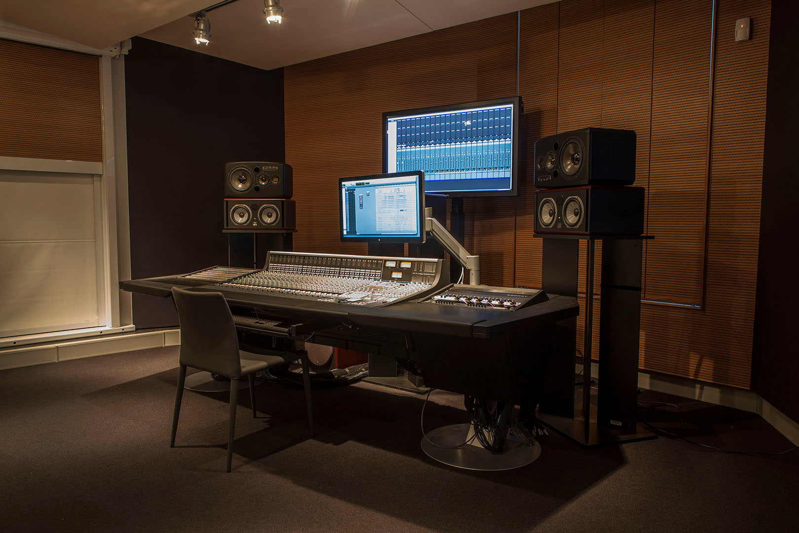 PHI audiovisuel studio